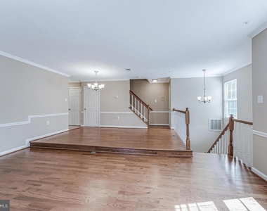 11236 Stagestone Way - Photo Thumbnail 2