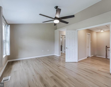 11236 Stagestone Way - Photo Thumbnail 19