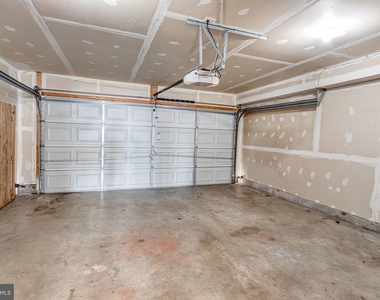 15657 William Bayliss Court - Photo Thumbnail 35