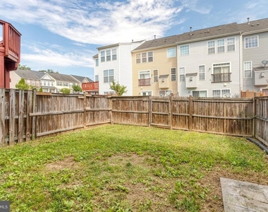15657 William Bayliss Court - Photo Thumbnail 40