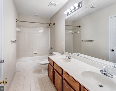 15657 William Bayliss Court - Photo Thumbnail 26