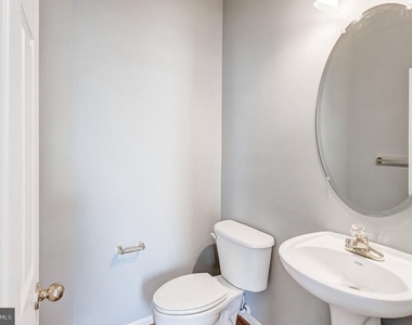 15657 William Bayliss Court - Photo Thumbnail 7