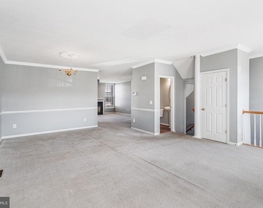15657 William Bayliss Court - Photo Thumbnail 5