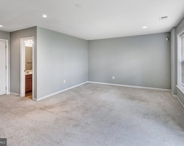 15657 William Bayliss Court - Photo Thumbnail 32