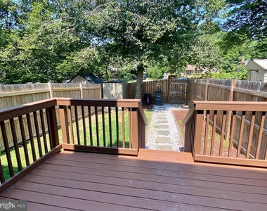 11370 Cromwell Court - Photo Thumbnail 5