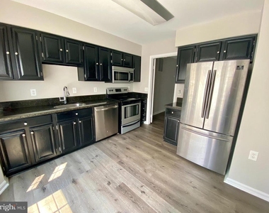 11370 Cromwell Court - Photo Thumbnail 1