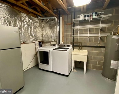 11370 Cromwell Court - Photo Thumbnail 13