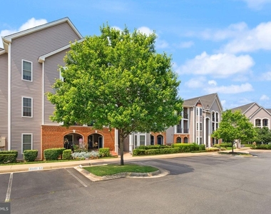20453 Chesapeake Square - Photo Thumbnail 2