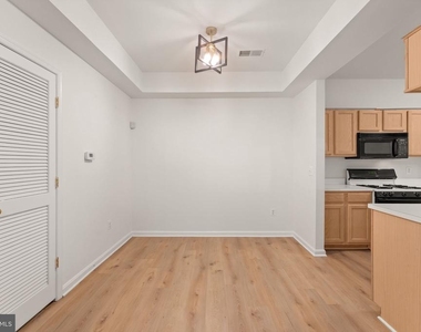 20453 Chesapeake Square - Photo Thumbnail 18