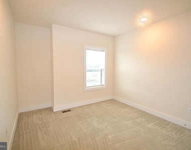 44878 Tiverton Square - Photo Thumbnail 40