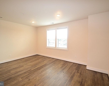 44878 Tiverton Square - Photo Thumbnail 25
