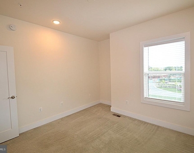 44878 Tiverton Square - Photo Thumbnail 41