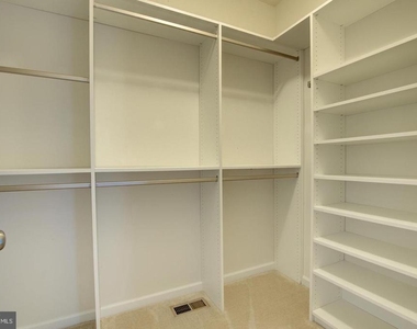 42262 Knotty Oak Terrace - Photo Thumbnail 41