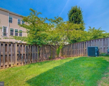 42262 Knotty Oak Terrace - Photo Thumbnail 21