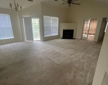 25240 Lake Shore Square - Photo Thumbnail 9