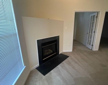 25240 Lake Shore Square - Photo Thumbnail 11