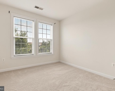 44485 Chamberlain Terrace - Photo Thumbnail 28