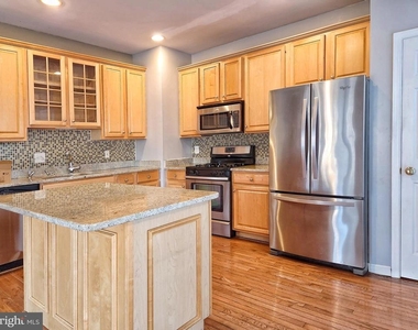 5269 Broadwing Place - Photo Thumbnail 9