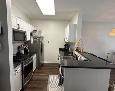 2726 Gallows Road - Photo Thumbnail 2