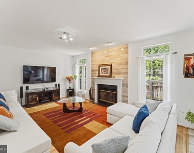 7887 Cranford Farm Circle - Photo Thumbnail 8