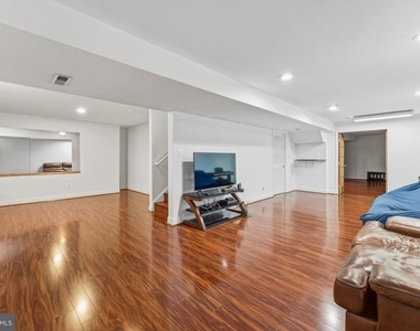 7887 Cranford Farm Circle - Photo Thumbnail 24