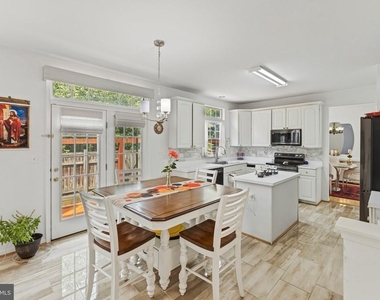 7887 Cranford Farm Circle - Photo Thumbnail 11