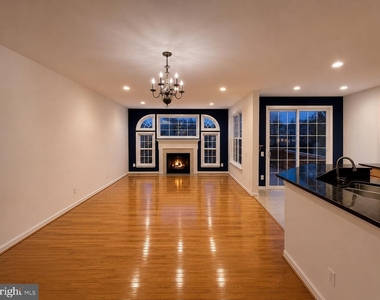 5115 Sapphire Sky Lane - Photo Thumbnail 2