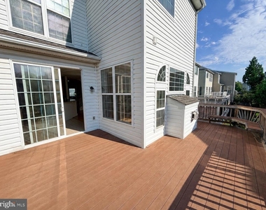 5115 Sapphire Sky Lane - Photo Thumbnail 32