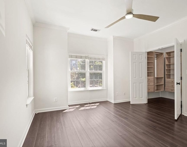 1704 Lake Shore Crest Drive - Photo Thumbnail 25