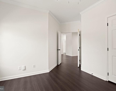 1704 Lake Shore Crest Drive - Photo Thumbnail 33