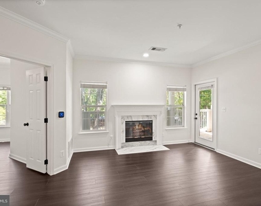 1704 Lake Shore Crest Drive - Photo Thumbnail 21