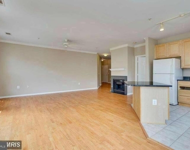 2765 Centerboro Drive - Photo Thumbnail 4