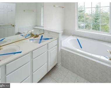 6257 Clara Edward Terrace - Photo Thumbnail 10