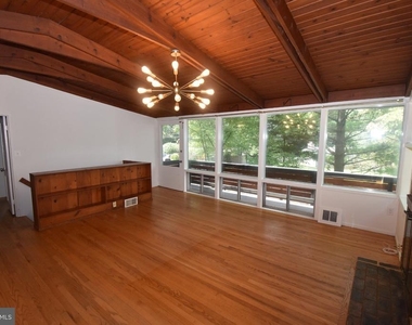 2901 Pine Spring Road - Photo Thumbnail 11