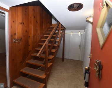 2901 Pine Spring Road - Photo Thumbnail 2