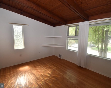 2901 Pine Spring Road - Photo Thumbnail 19