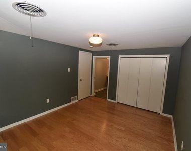 2901 Pine Spring Road - Photo Thumbnail 6