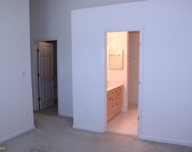 2491 Quick Street - Photo Thumbnail 16