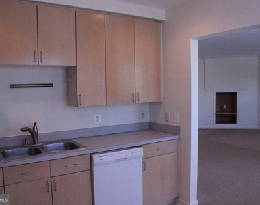 2491 Quick Street - Photo Thumbnail 8