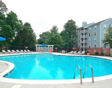3179 Summit Square Drive - Photo Thumbnail 26