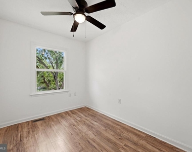 178 Hackberry Drive - Photo Thumbnail 11