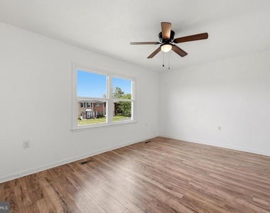 178 Hackberry Drive - Photo Thumbnail 15