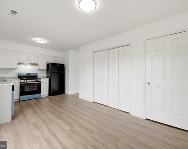 178 Hackberry Drive - Photo Thumbnail 5