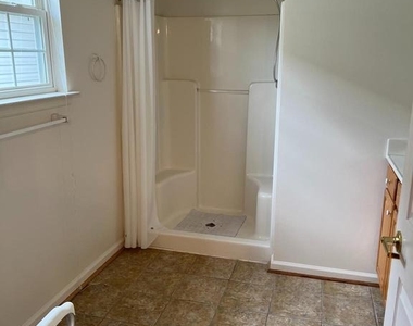 103 Buckwood Lane - Photo Thumbnail 21
