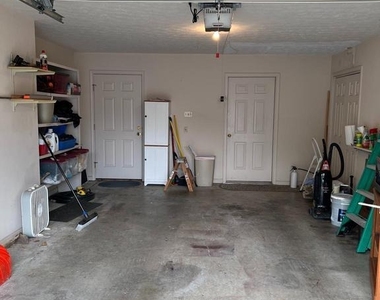 103 Buckwood Lane - Photo Thumbnail 38