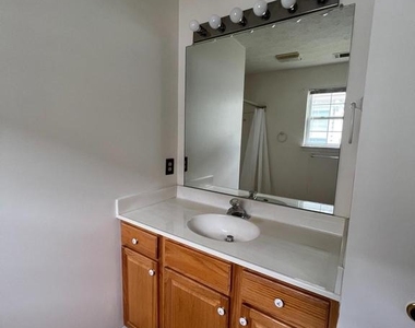 103 Buckwood Lane - Photo Thumbnail 24