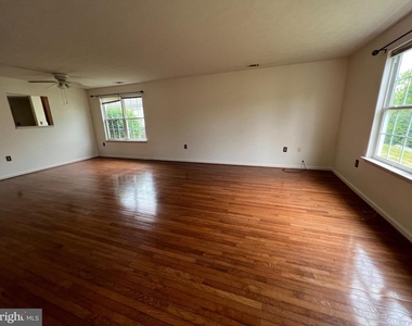 103 Buckwood Lane - Photo Thumbnail 36