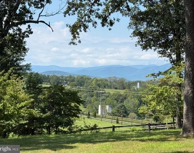 7246 Sperryville Pike - Photo Thumbnail 1