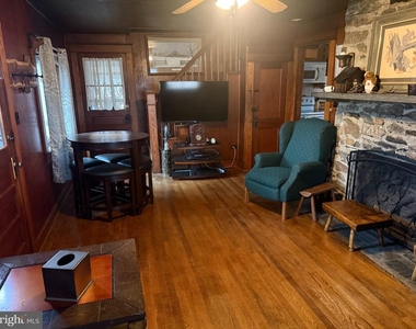 7246 Sperryville Pike - Photo Thumbnail 8