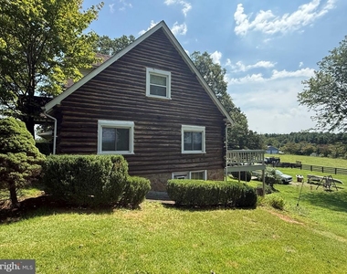 7246 Sperryville Pike - Photo Thumbnail 3